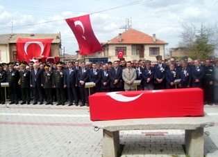 Yaşar Öner toprağa verildi