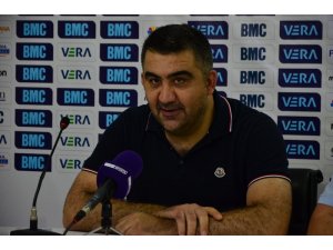 Ümit Özat: “Ön bölümdeki etkisizliğimiz sürüyor”