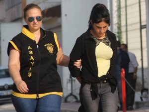 Genç kız yaşının 3 katı hırsızlık yaptı