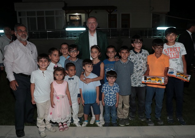 Cumhurbaşkanı Erdoğan’dan İşadamı Dağ’a ziyaret