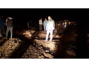 Araklı-Bayburt karayolu ulaşıma kapandı