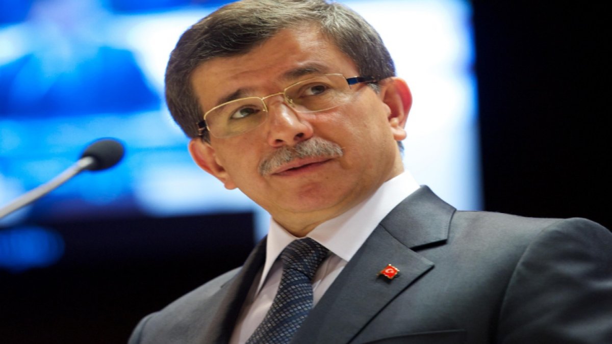 Davutoğlu'nun ihracı istendi