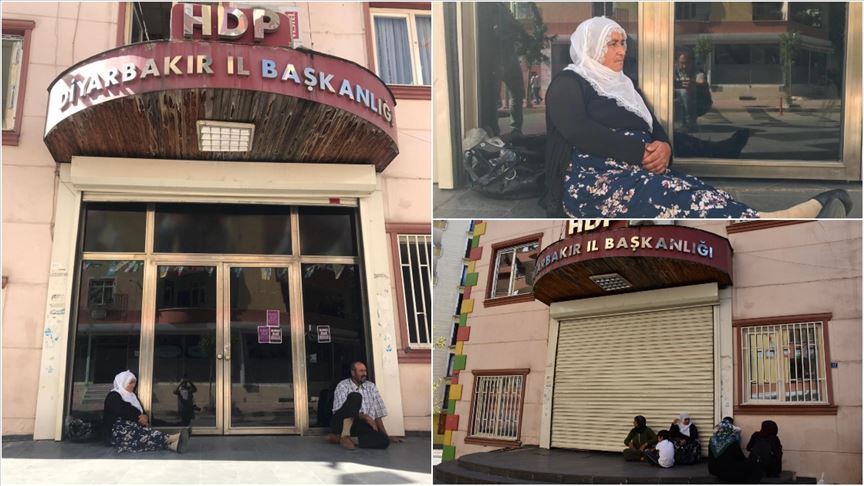 Diyarbakır'da HDP önünde oturma eylemi yapan ailelerin sayısı 4'e yükseldi