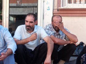 Diyarbakır’da HDP İl Binası önünde çocukları dağa kaçırılan ailelerden eylem