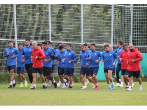 Osmanlıspor, Bolu'da kampa girdi