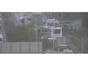 Esenyurt TEM bağlantı yolunda 7 araçlık zincirleme trafik kazası: 1’i ağır 5 yaralı