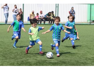 Yeşil Mavili minikler sahaya çıktı