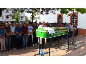 16 yaşında kazada hayatını kaybeden genç toprağa verildi