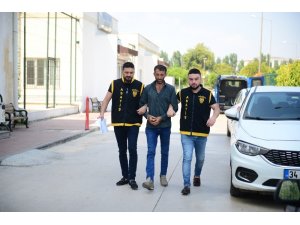 Çaldığı bisikletle pazarcının parasını çaldı