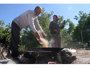 Ailelerin geçim kaynağı Coğrafi işaretli Ağın leblebisinin lezzet yolculuğu