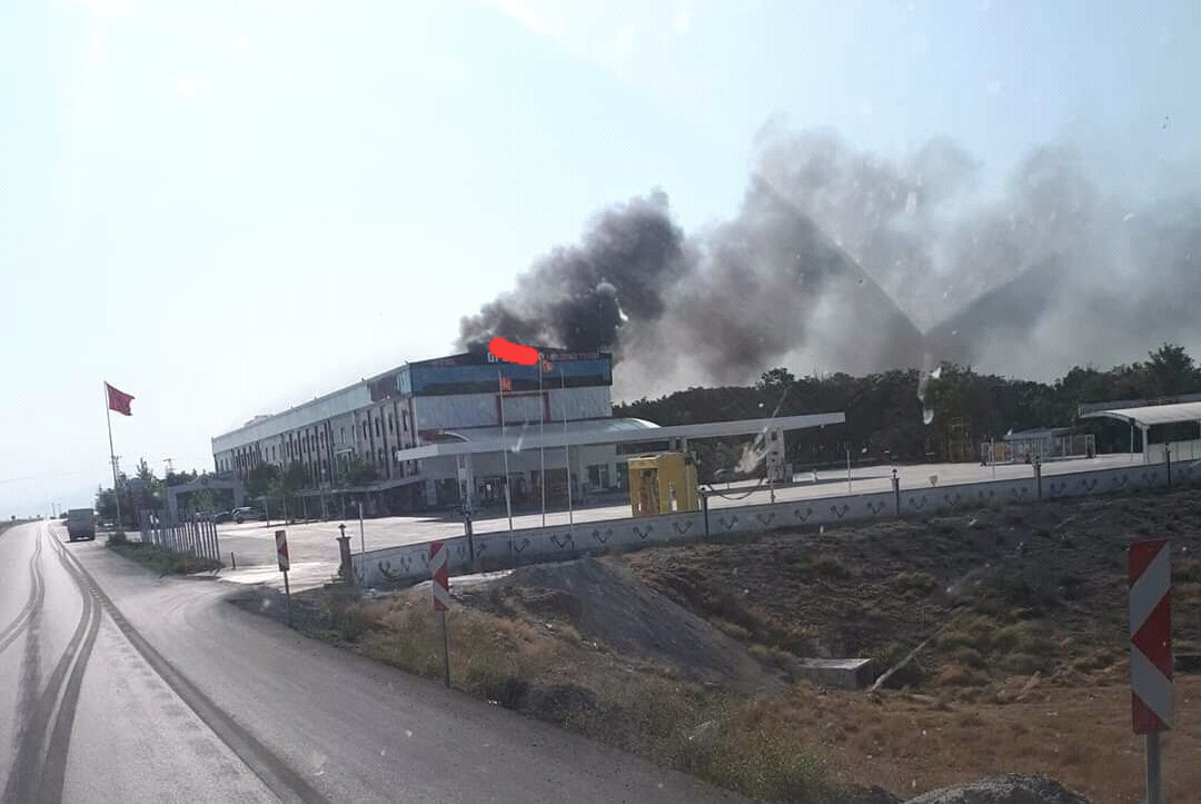 Sultanhanı'nda bir otelde yangın!