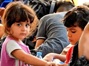 Çeşme’de 51 kaçak göçmen yakalandı