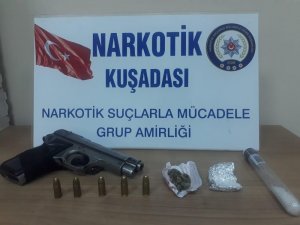 Kuşadası’nda uyuşturucu operasyonu; 2 gözaltı