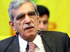Ahmet Türk hastaneye kaldırıldı