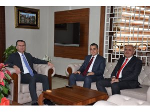 Başkan Acar'dan Pursaklar Kaymakamı Yıldız'a Ziyaret