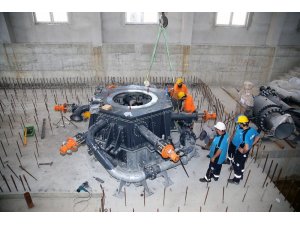 Hacımercan HES’te türbinlerin montajı başladı