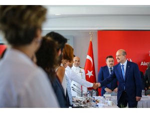 İçişleri Bakanı Soylu, akademisyenlerle buluştu