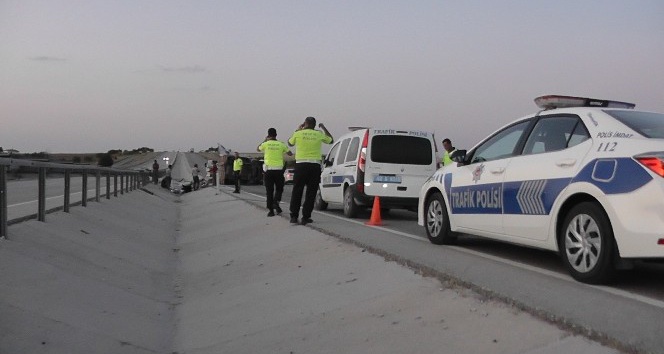 Konya’da kamyonet devrildi: 1 yaralı