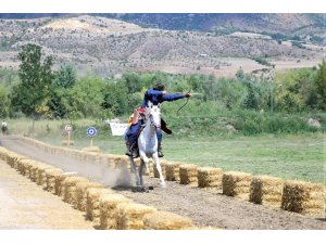Atlı Okçular Tokat’ta nefesleri kesti
