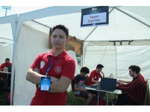 Genç Hackathon’da beyinler yarışıyor