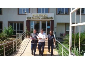 Hasta gibi davranarak, hastaları soyan şoför tutuklandı