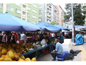 Pazarda fiyatlar ucuz, ilgi az