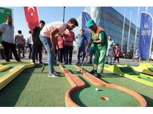 Bursa’da şehrin göbeğinde golf keyfi