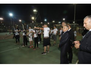 Başkan Büyükkılıç, geleceğin sporcularıyla