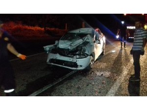 Otomobil ile hafriyat kamyonu çarpıştı: 1 ağır yaralı