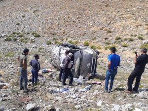 Bahçesaray’da trafik kazası; 1 ölü, 1 yaralı