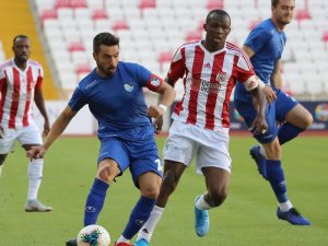 Dostluk maçını Erzurumspor kazandı