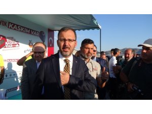Bakan Kasapoğlu Dünya Motokros Şampiyonası Finaline katıldı