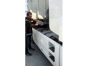 Sigara kaçakçılarından kızaklı zula