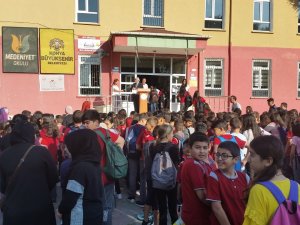 Kulu’da 7 bin 822 öğrenci ders başı yaptı