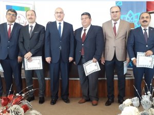 Milli Eğitim İlçe Müdürlerine başarı belgesi