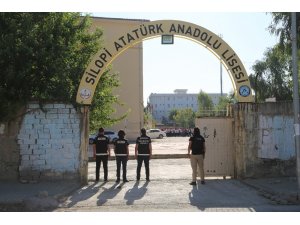 Silopi’de okul önlerinde güvenlik uygulaması