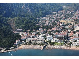 Marmaris'te kaçak yapıların yıkımına 15 Ekim'de başlanacak