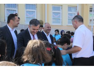 Çubuk'ta yeni eğitim-öğretim yılı başladı