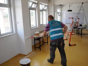 Hükümlüler, okulları yeni döneme hazırladı