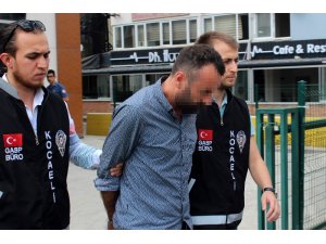 Turisti otoyolda indirip parasını gasp eden taksici yakalandı