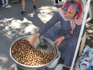 "Kestane kebap" kilogramı 80 liradan satışa sunuldu