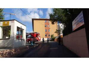 Sancaktepe’de okulda yangın paniği