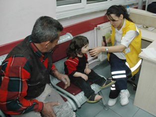 Baba dayağı çocukları annesiz bıraktı
