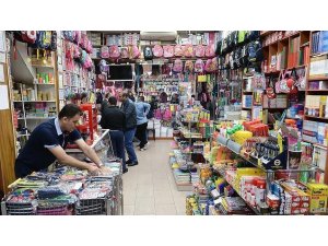 Kurban bayramı ve okul alışverişi Van esnafını memnun etti