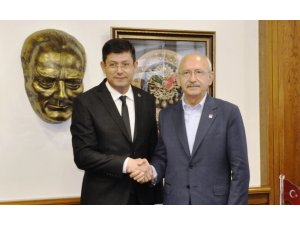 Başkan Özcan, 150 günlük faaliyet raporunu Kılıçdaroğlu’na sundu