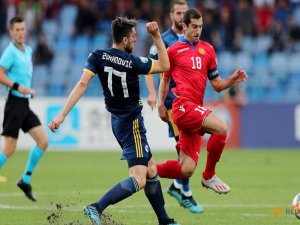 Bizimkiler yedek soyundu