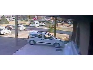 Kaza anı güvenlik kamerasında