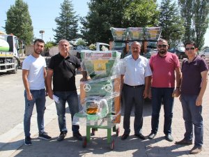 Yalıhüyük'e üzüm sıkma makinesi