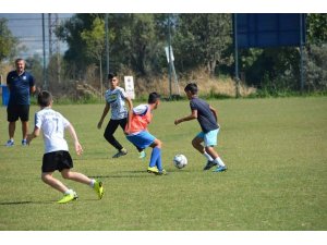 Futbolda altyapı çalışmaları sürüyor
