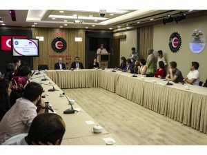 "Sendikal harekette kadınlar daha etkin olmalı"